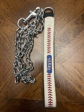 NEW UNUSED MLB GAMEWEAR TEXAS RANGERS WHITE LEATHER HEAVY DUTY 4-FOOT DOG LEASH
